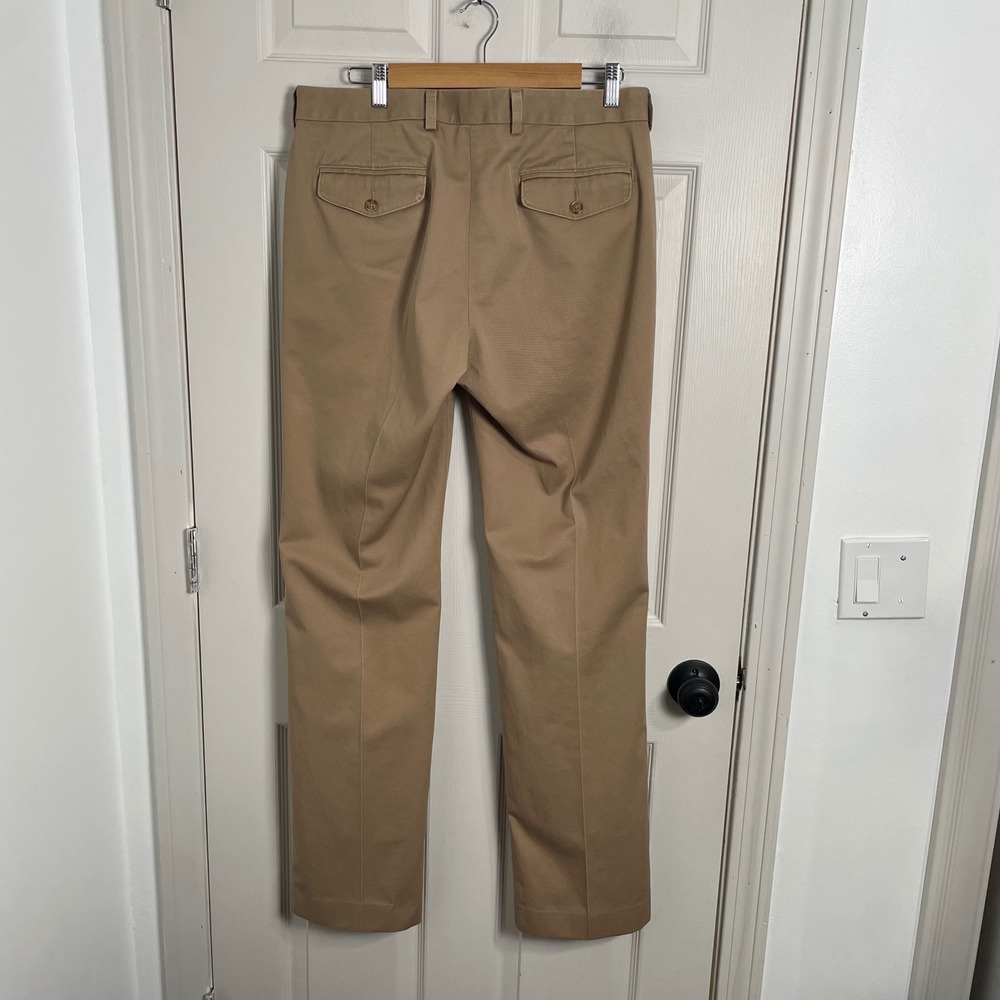 LL Bean Standard Fit Chinos Mens 33x34 Khaki Tan Cotton Business Casual Office - Picture 2 of 10